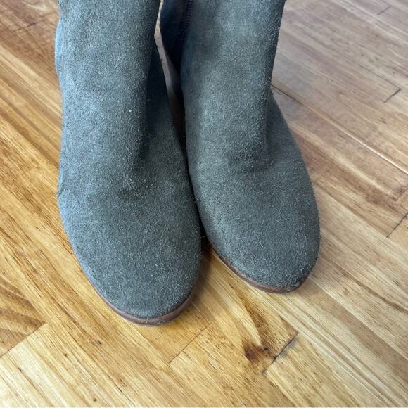 Jack Rogers Army Green Suede Leather Side Zip Ankle Booties Size 7 - Picture 3 of 8